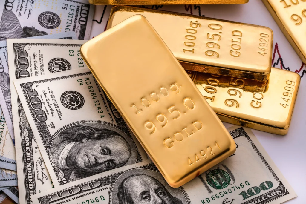 Es recomendable invertir en oro en 2025